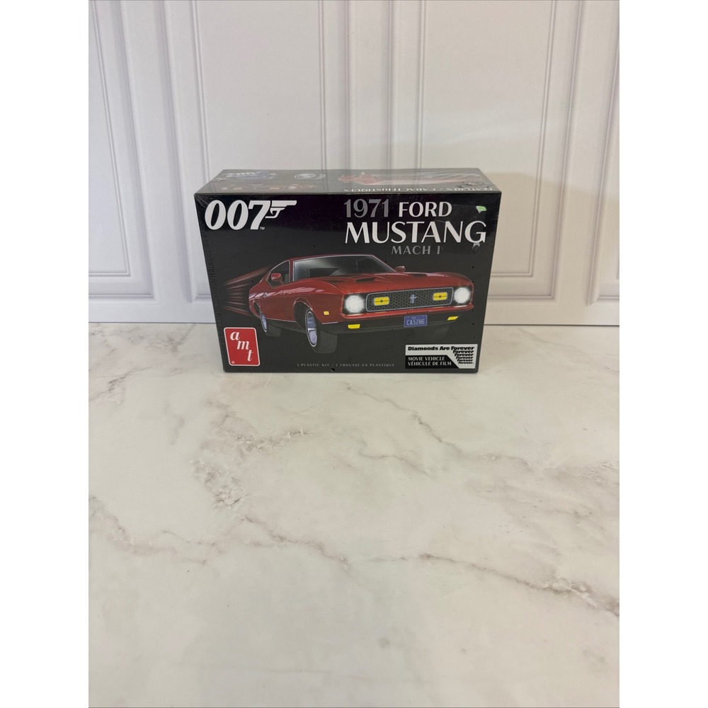 AMT James Bond 007 1971 Ford Mustang Mach 1 1/25 Scale Model Kit AMT1187M/12